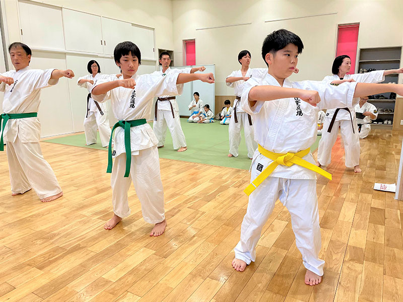 空手道 辻堂道場 練習風景